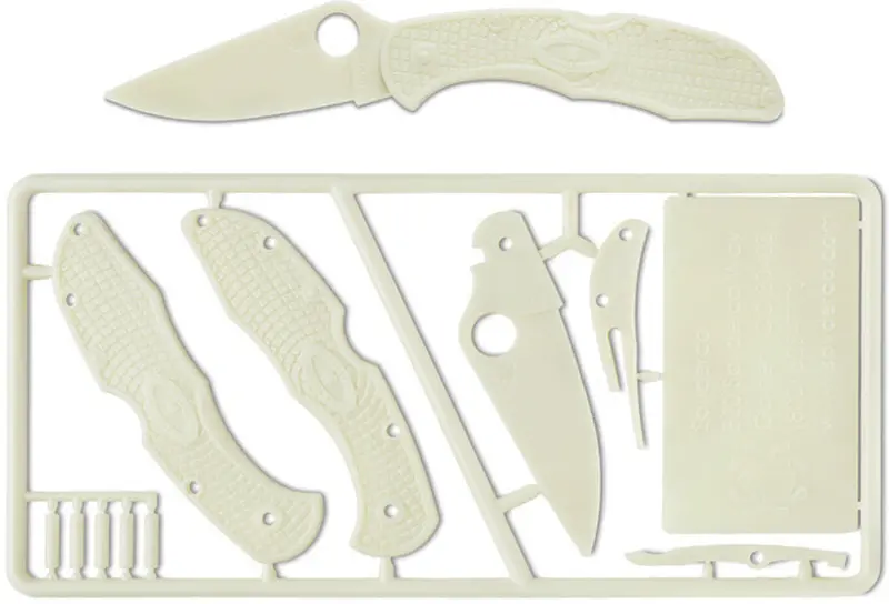 Spyderco Delica 4 Knife Starter Kit – Includes Accessories Plkit1 1
